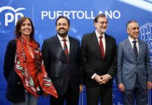 Rajoy arremete en Puertollano «contra las malas compañías y las tonterías a gogó del PSOE»