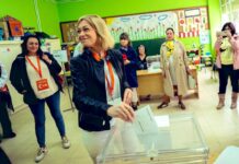 Picazo (CS) anima a votar «con ilusión» y defiende que está «rodeada de valientes»