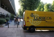 Correos habilita un servicio para que los vecinos de C-LM puedan adquirir y enviar cestas de Navidad