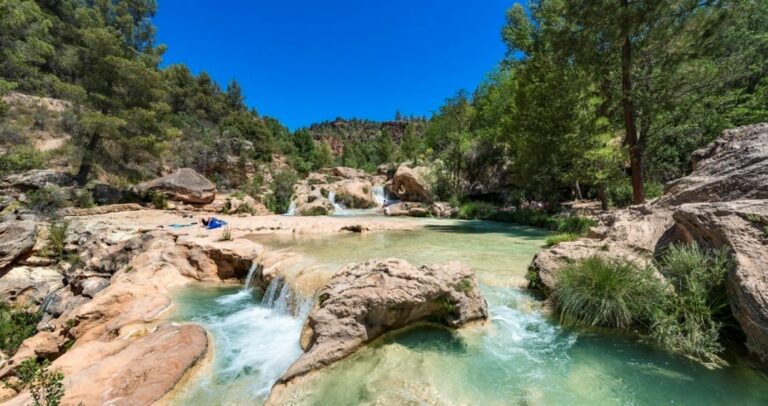 Cierran margen derecha de Las Chorreras del Cabriel y prohíben el baño por riesgo de desprendimientos