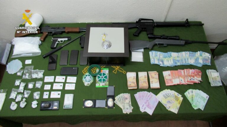 Ocho detenidos en San Clemente por pertenecer a una organización que vendía drogas por la región