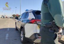 Suplantaba la identidad de vecinos de Peñas de San Pedro para inscribirse en casinos virtuales