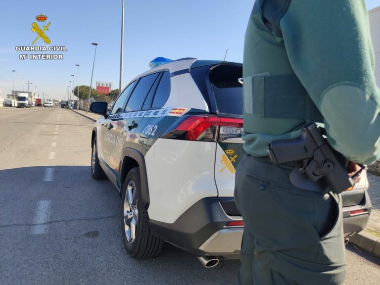 Conducía a 215 kilómetros por hora en la AP-36 en El Provencio