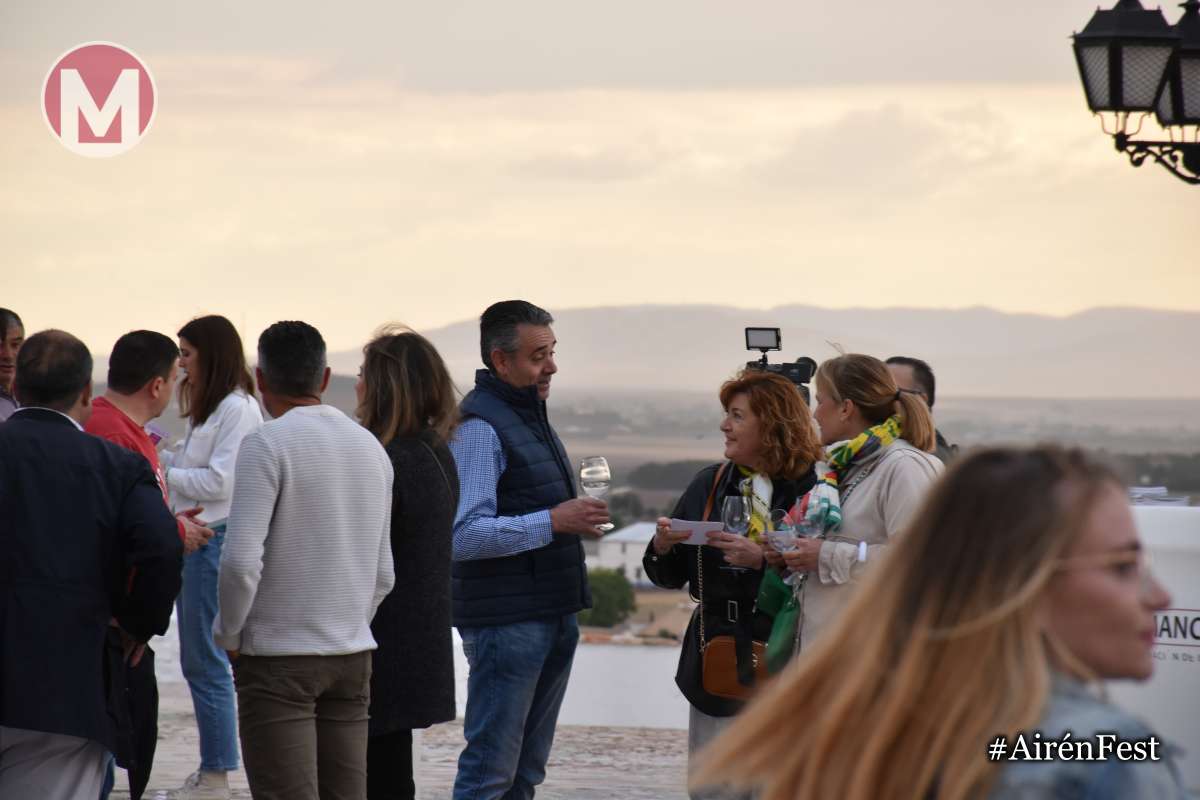 Un concierto en el Cerro de la Paz con vino, pistoletazo de salida del AirénFest en Campo de Criptana
