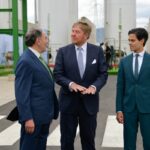 Galán muestra al rey de Países Bajos el potencial del hidrógeno verde en Puertollano, que usará Rotterdam para exportarlo