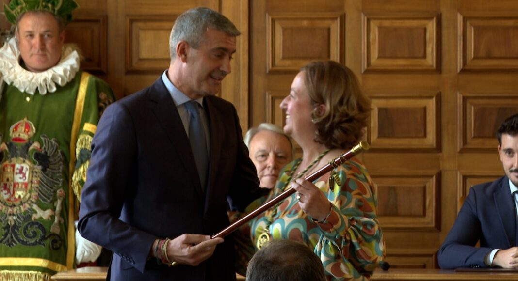 Conchi Cedillo primera mujer en presidir la Diputación de Toledo