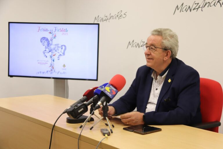 Candi Sevilla presenta la programación de la Feria y Fiestas 2023 en Manzanares