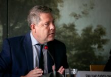 Page, partidario de grandes pactos de Estado PP-PSOE, descarta un Gobierno en común y nuevas elecciones