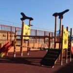 El barrio del Río de Manzanares estrena parque infantil