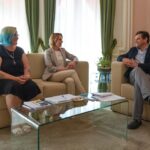 La alcaldesa de La Solana plantea a Miguel Ángel Valverde los problemas estructurales del municipio