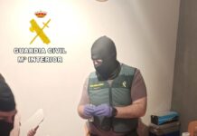 Detenidos dos vendedores de droga que poseían múltiples estupefacientes en una vivienda de Villamalea
