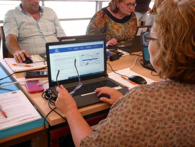El programa de digitalización ‘CapacitaTIC+55’ de C-LM, seleccionado para los premios #EuropaSeSiente El programa de digitalización ‘CapacitaTIC+55’ de C-LM, seleccionado para los premios #EuropaSeSiente