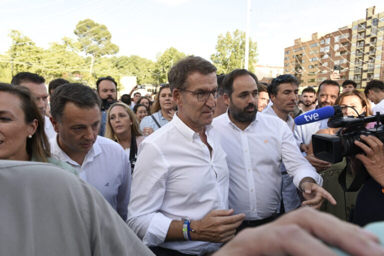 Feijóo visita un año más la Feria de Albacete destacando la hospitalidad de su gente: «Es de los mejores lugares»
