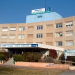 Un hombre de 69 años queda gravemente herido tras caer del tejado en El Villar