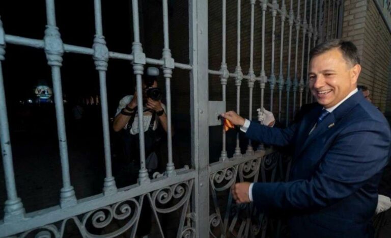 Con la apertura de la Puerta de Hierros comienza la Feria de Albacete 2023