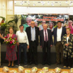 Manzanares rinde homenaje a sus mayores