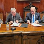 Firmado el convenio que permitirá completar la restauración de la iglesia de la Asunción en Manzanares
