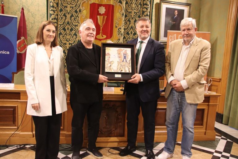 Ferran Adrià anima a Cuenca a situar a uno de sus chefs entre los mejores cocineros creativos del mundo