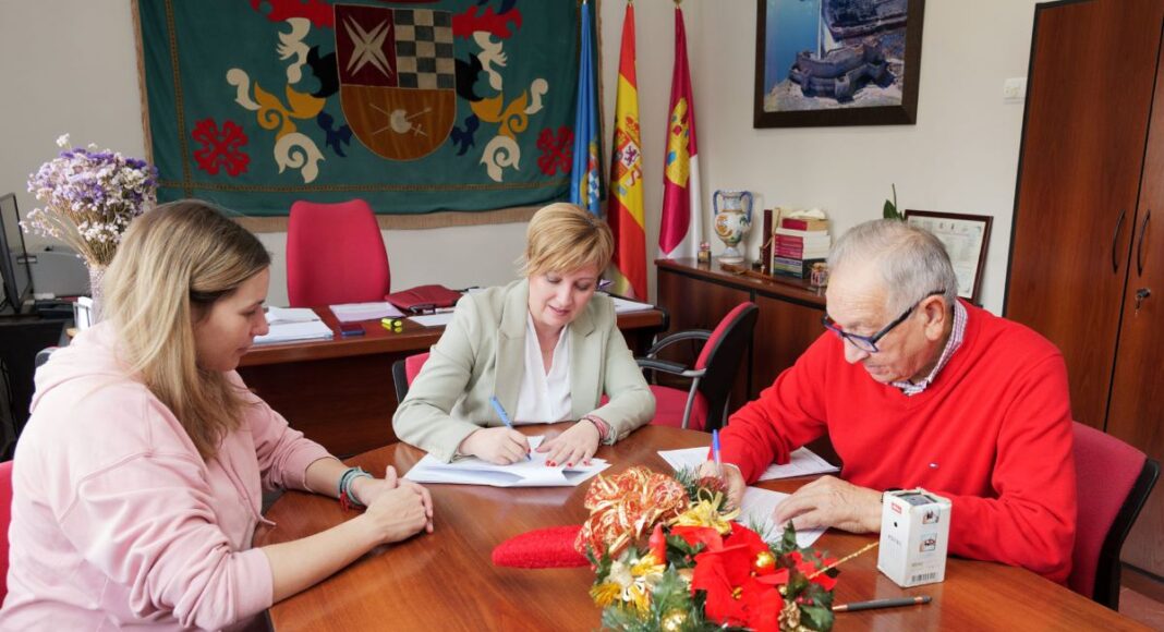 Convenio Atletico Cervantino y Ayuntamiento de Argamasilla de Alba