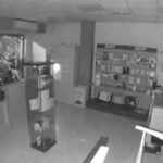 Detenidos tras atracar en plena noche una tienda de telefonía de Villarrubia de los Ojos