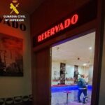 Liberan a una mujer retenida en un club de alterne en Ciudad Real y detienen a dos personas por explotación sexual