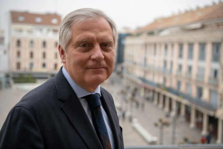 Cañizares: Ciudad Real debe ser un lugar de empresas, con el aeropuerto como pieza clave