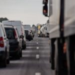 Cerrada la A-3 en sentido Madrid en Honrubia tras el choque entre un camión y un turismo