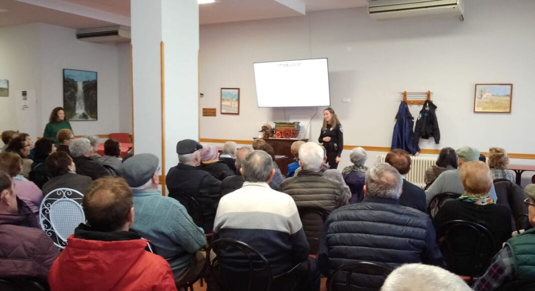 Charla mayores en Argamasilla de Alba