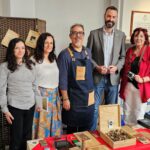 ‘Huellas de vida’ da voz a doce autores contemporáneos en pliegos de cordel desde Manzanares