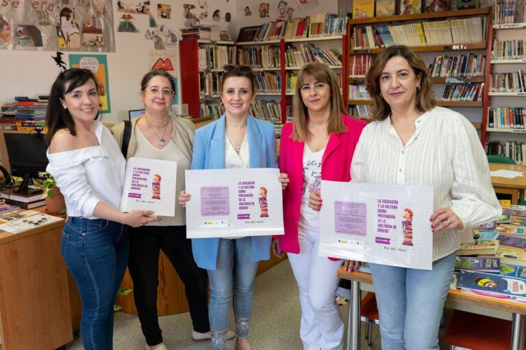 El Centro de la Mujer de Argamasilla de Alba une literatura y lucha contra la violencia de género El Centro de la Mujer de Argamasilla de Alba une literatura y lucha contra la violencia de género