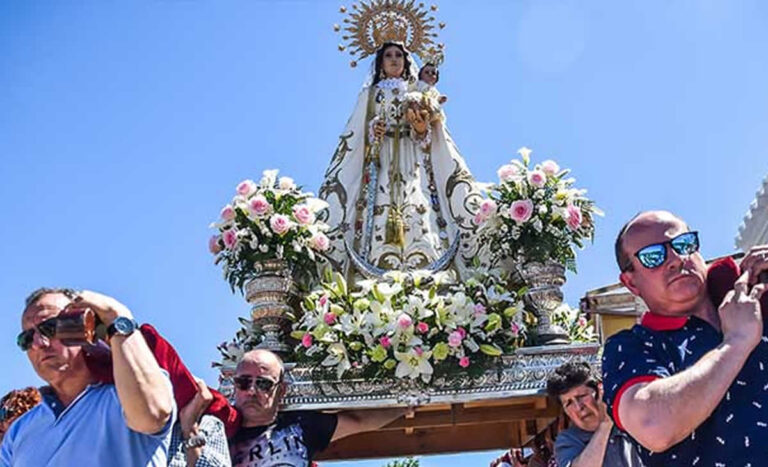 Pozuelo de Calatrava se prepara para su romería en honor a la Virgen de los Santos, que se celebra del 3 al 5 de mayo
