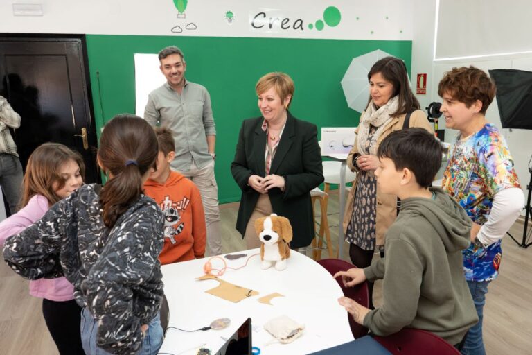 El Ayuntamiento de Argamasilla de Alba invierte 7.834,74 euros en el mantenimiento de los centros educativos