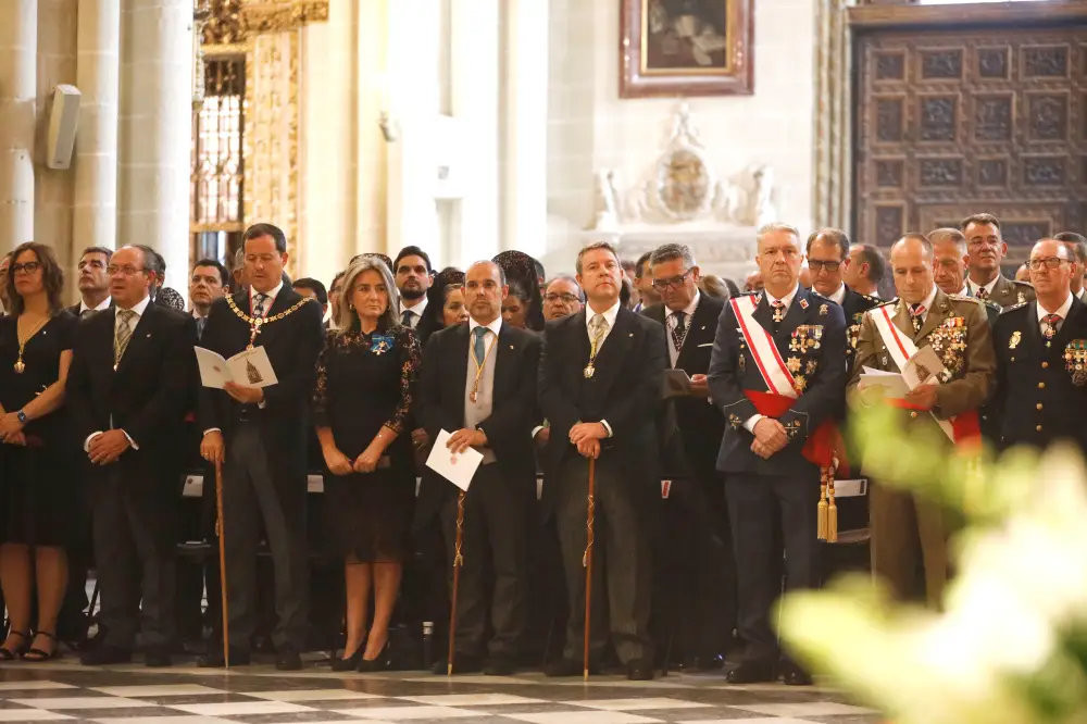 Miles de personas abarrotan Toledo para disfrutar del Corpus