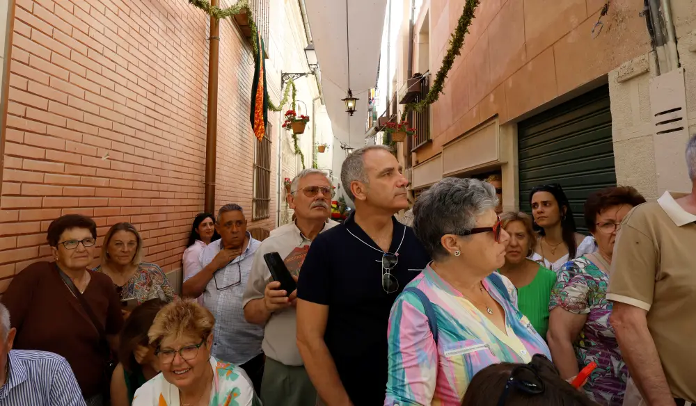 Miles de personas abarrotan Toledo para disfrutar del Corpus