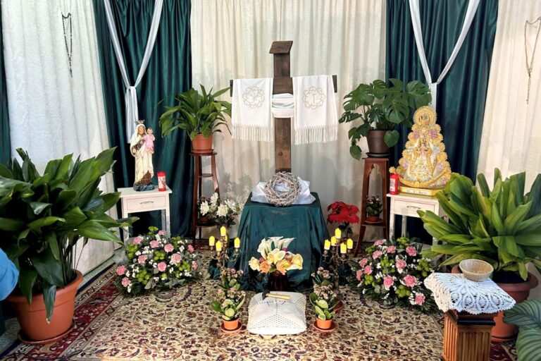 Argamasilla de Alba da la bienvenida al mes de mayo con la inauguración de las Cruces de Mayo