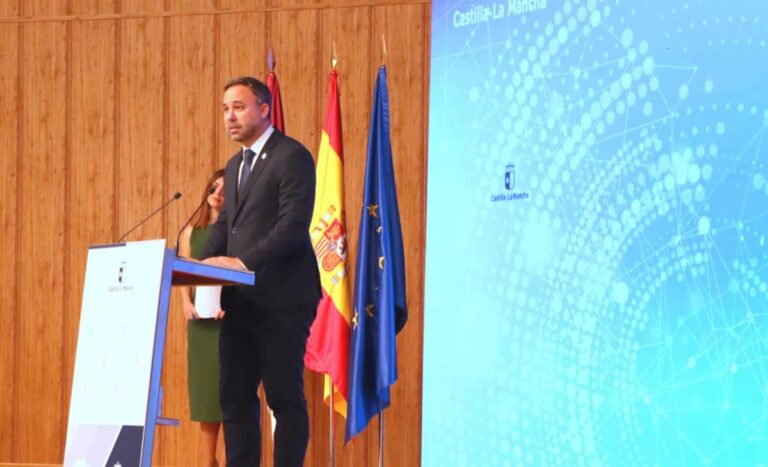 El alcalde de Tomelloso pide a Page la colaboración de la Junta para avanzar en el Itecam
