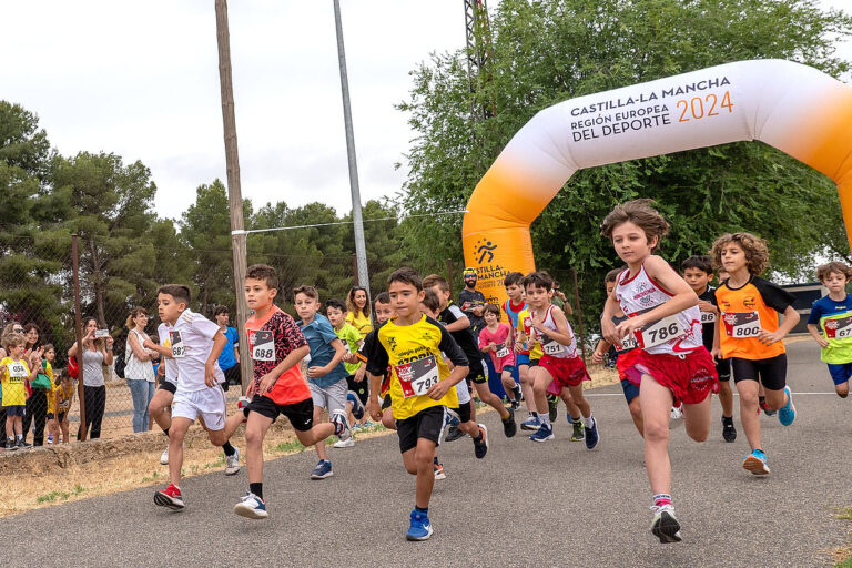 Argamasilla de Alba celebra las Carreras Mini como parte de la XII Carrera Popular ‘Villa de Argamasilla de Alba’
