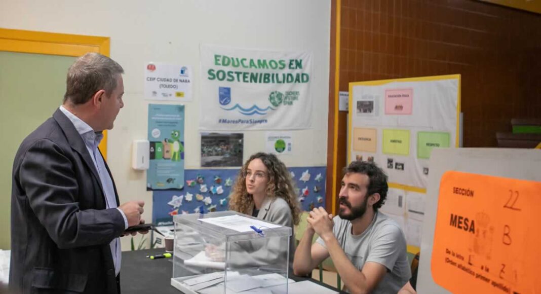 Emiliano García Page vota 9J