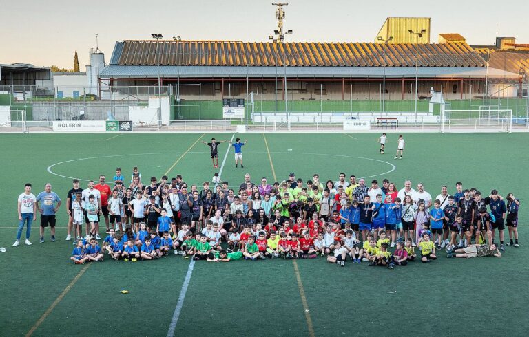 El XVII Maratón Escolar de Fútbol 8 vuelve a ser un éxito de participación y deportividad en Argamasilla de Alba