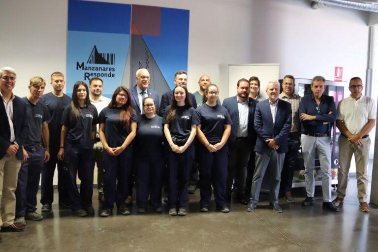 El programa ‘TánDEM’ brinda a ocho jóvenes de Manzanares una oportunidad para la formación y el empleo