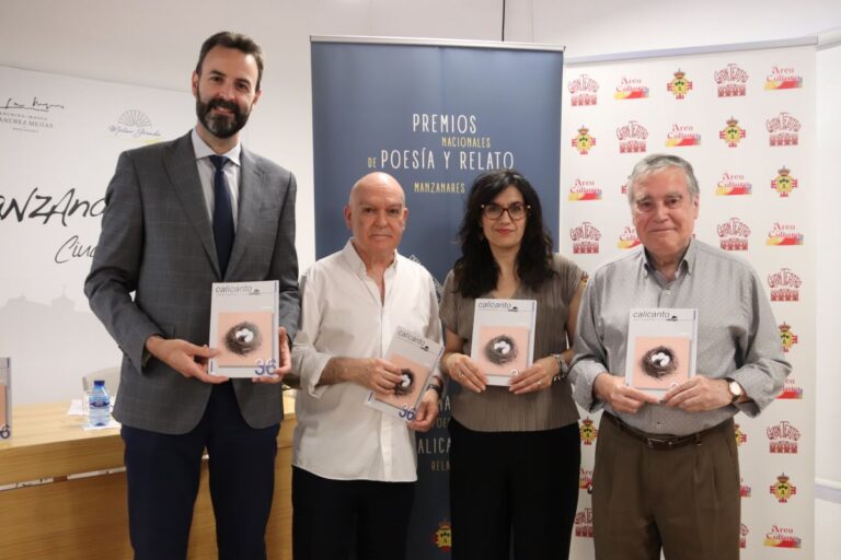 La revista ‘Calicanto’ inicia una segunda época en Manzanares con su número 36