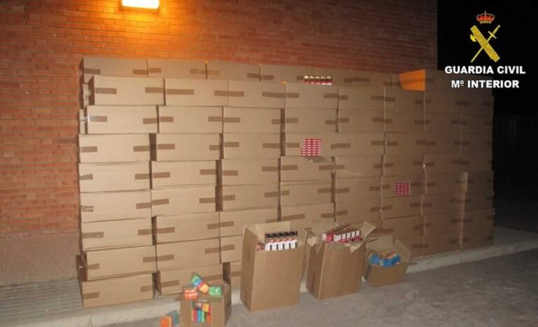 Intervienen en Almuradiel 69.990 cajetillas de tabaco sin precinto fiscal valoradas en casi 400.000 euros