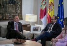 «Reunión cordial» entre Page y Nuñez, tras el acuerdo del Estatuto de Autonomía