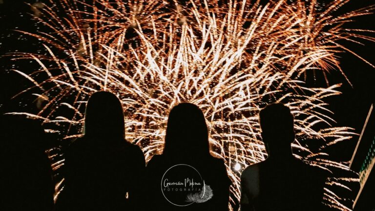 El espectáculo de fuegos artificiales cierra una feria “inmejorable” en Manzanares