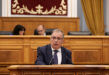 PP y PSOE allanan el camino a la ley de Integridad Pública ante las críticas de Vox por «camuflar una paguita» a ex políticos