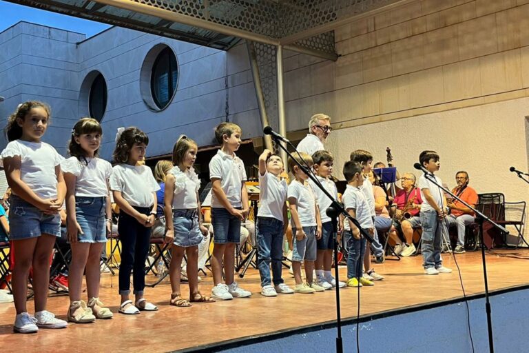 La Escuela Municipal de Música de Argamasilla de Alba clausura el curso con el espectáculo infantil ‘Músicas del Mundo’