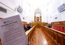 La inversión en infraestructuras sanitarias enfrenta a PP y PSOE mientras Vox pide invertir más en personal