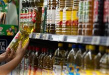 Lanzan una web para vigilar los precios del aceite de oliva en los supermercados