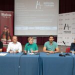 La APEHT presenta sus servicios a empresarios hosteleros en Argamasilla de Alba