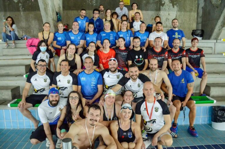 La Escuela de Nadadores de Tomelloso y Argamasilla de Alba cierra una temporada de éxitos y solidaridad